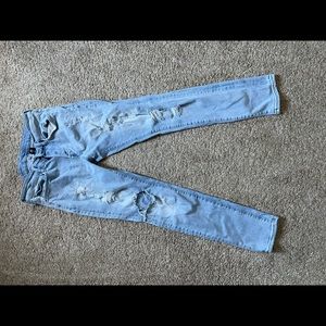 H&M men’s ripped jeans